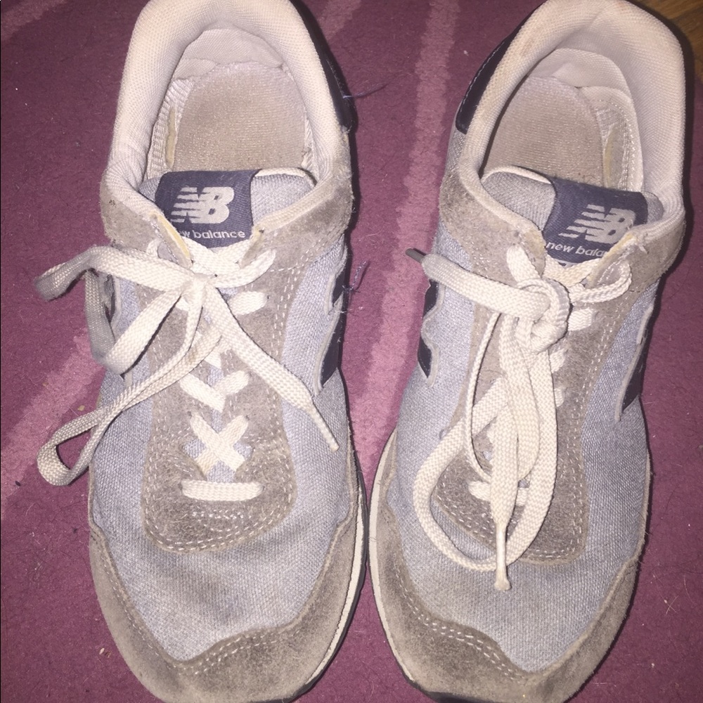 New balance shoes